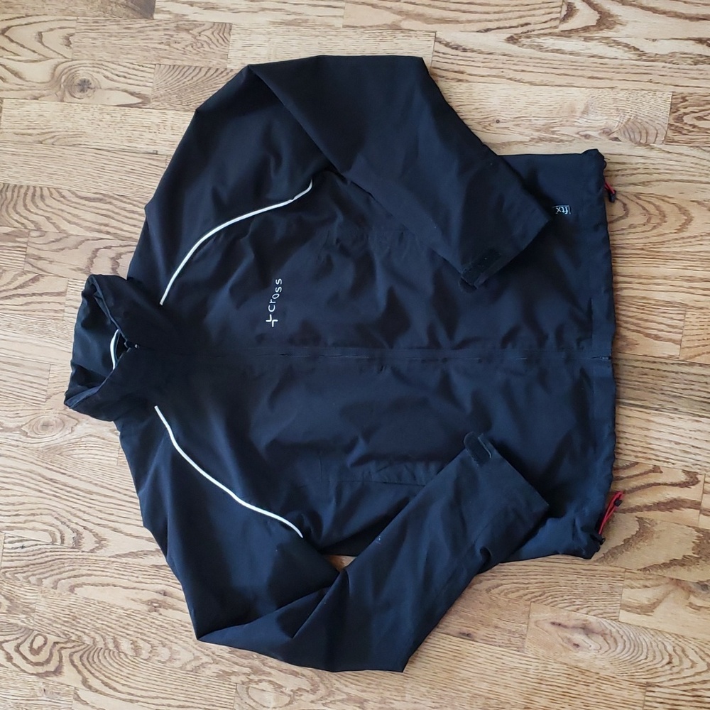 (M) Cross Classic Windbreaker Outdoor Seasonal Gorpcore Activewear Weather